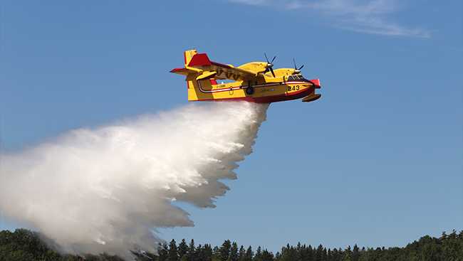 Residents across the Prairies flee, others on edge due to wildfire threats